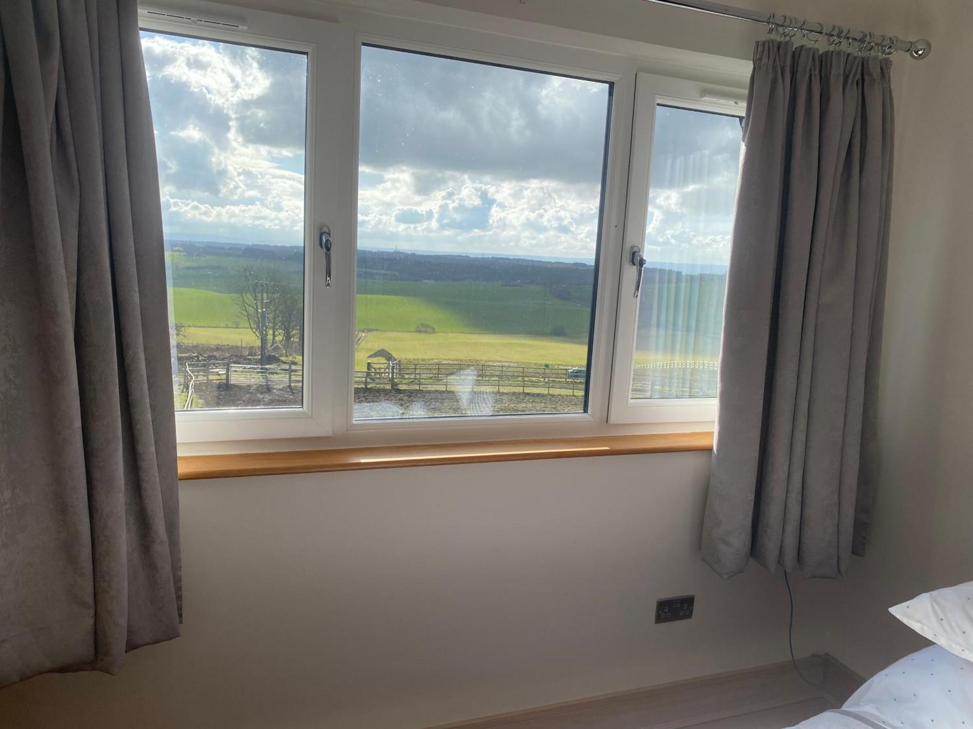 The Annex At Meeks Park Immaculate 2 Bed Villa Alloa Eksteriør billede